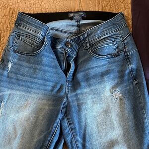 Democracy Light Blue “Ab”Solution Straight Leg Jeans